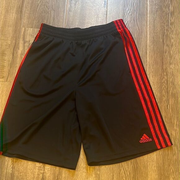 Adidas short ❤️  - Picture 1 of 6